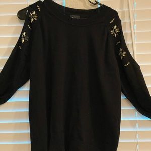Ladies open shoulder sweater sz1x